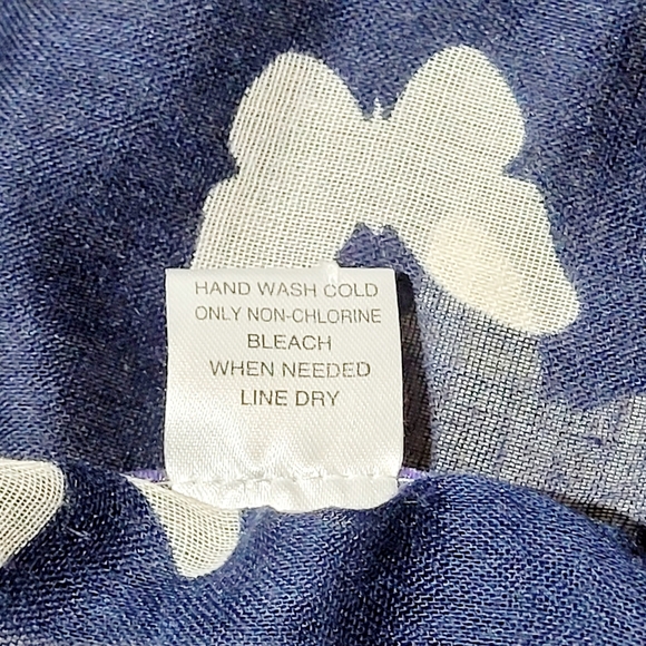 Butterfly Infinity Scarf - Picture 4 of 6